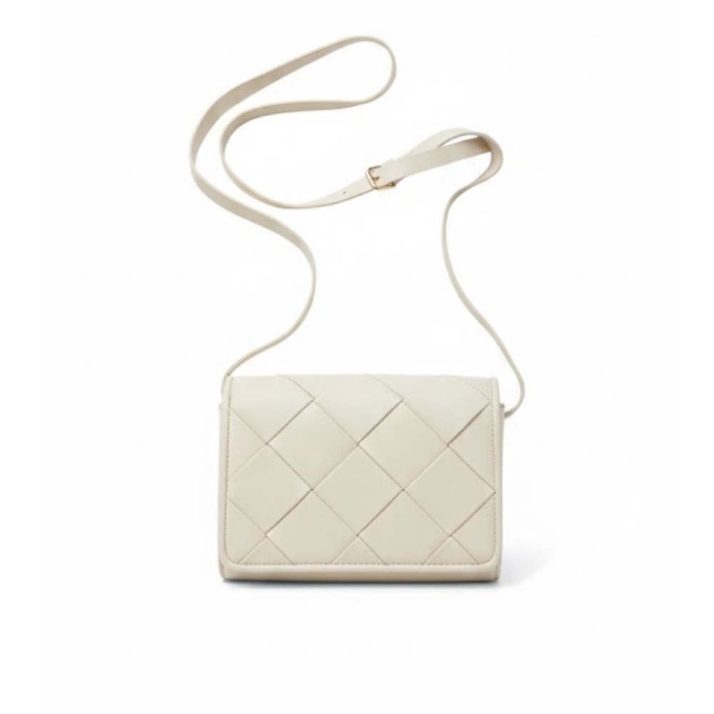 NWOT H&M Elegant cream Quilted Crossbody Bag